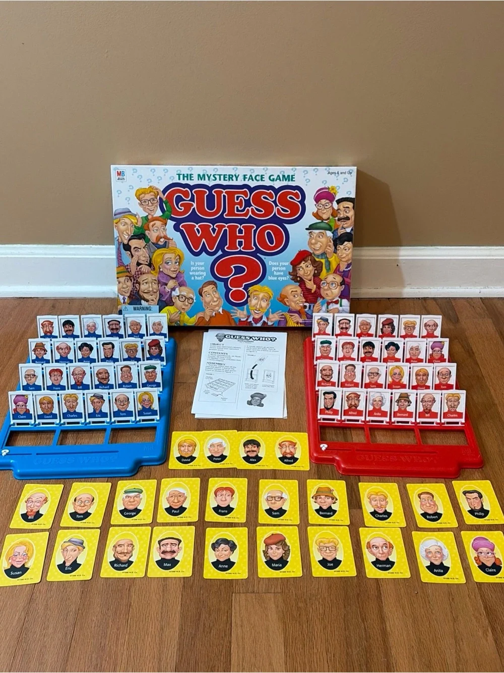 VINTAGE 1996 Guess Who Complete Board Game Milton Bradley